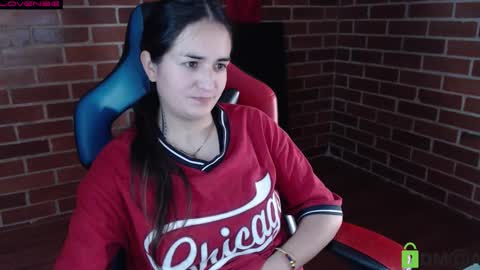 Leia online show from November 7, 9:53 pm