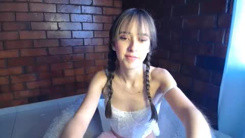 Emily online show from December 13, 3:11 pm