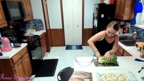 Snapshot of princess_rose_spades chatting on October 10, 2:44 pm Princess Rose online show from October 10, 2:44 pm