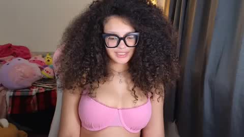 Amber online show from February 19, 4:22 pm