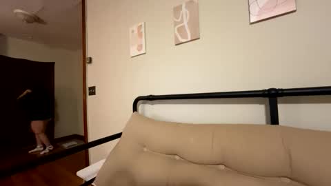 princessviccxo online show from January 16, 5:58 am