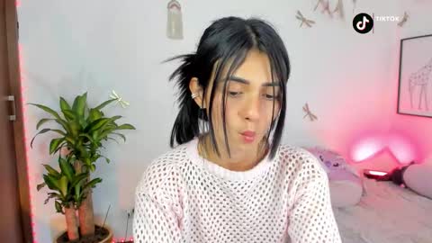 princessluna_14 online show from February 4, 9:07 pm