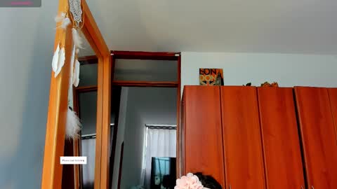 princessmariana25 online show from March 27, 5:35 pm