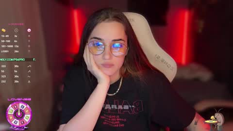 Queen of Pain online show from December 17, 12:38 am