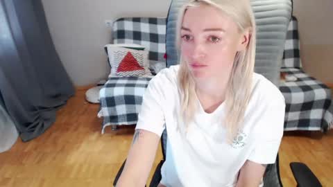 Polly online show from May 15, 6:27 am