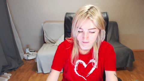 Polly online show from December 19, 2:57 pm