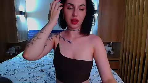 Julia online show from July 4, 4:03 pm