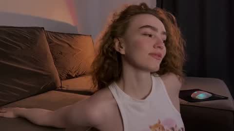 Marie online show from March 2, 8:27 am