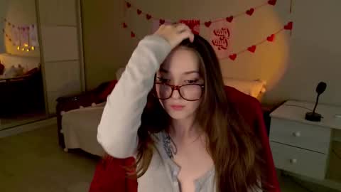 Bella online show from November 14, 7:08 am