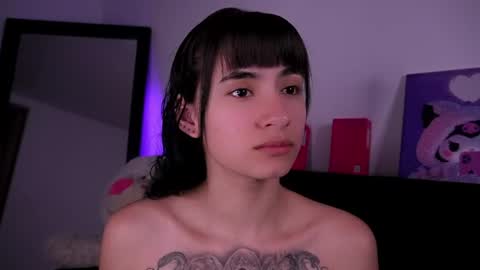 Alynn online show from August 4, 1:44 am