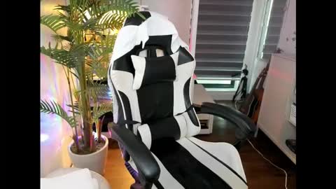  POCCA online show from October 22, 8:08 am