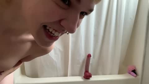 pvnkpixie online show from September 29, 2:00 pm