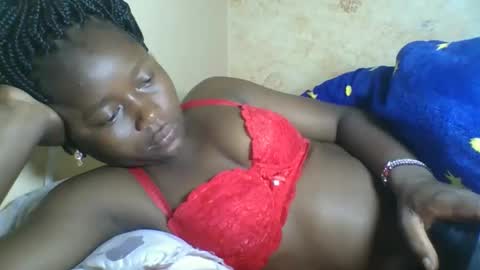 queen315810 online show from March 4, 8:48 pm