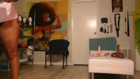 QnAnitaDix online show from November 22, 11:51 pm