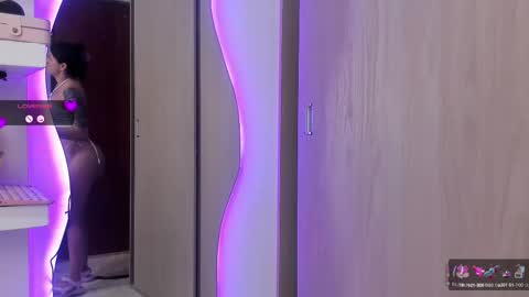  QUEEN ANTONELLA  online show from February 25, 12:05 pm