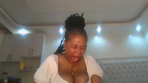 Queen kikih online show from May 15, 11:29 pm