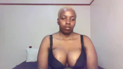 QUEEN online show from March 7, 3:40 am