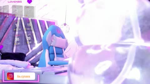   online show from October 7, 12:09 pm