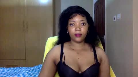 Queenbebony2 online show from September 13, 2:19 am