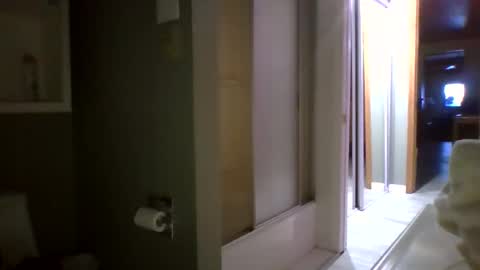 queenbee6269 online show from December 30, 2:20 am