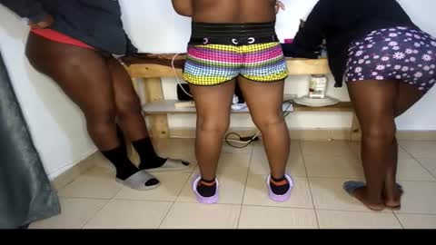 Nina online show from March 26, 8:54 pm