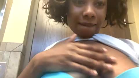 Kourtney online show from October 4, 6:45 pm