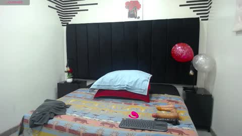 VickyBoobss online show from January 5, 7:28 pm