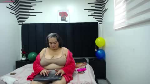 VickyBoobss online show from October 11, 1:03 pm