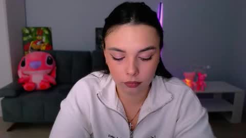 Patricia online show from October 25, 6:15 pm