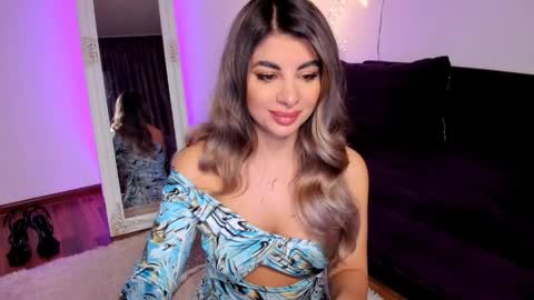 Queennofyuredreams online show from April 18, 10:09 pm
