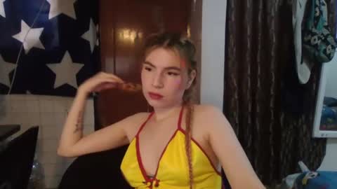 Queen Raven online show from July 7, 6:43 pm