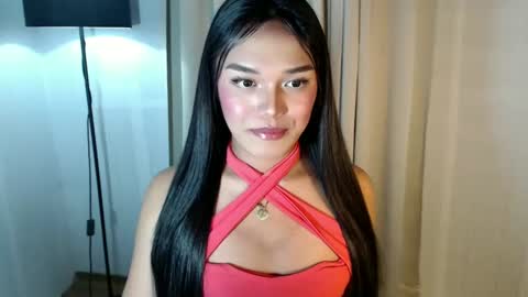 Your queenly yana online show from February 17, 7:01 pm