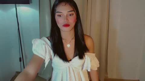 Your queenly yana online show from February 14, 7:38 am