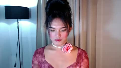 Your queenly yana online show from February 22, 7:10 pm