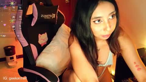 Angel  online show from January 15, 6:52 am