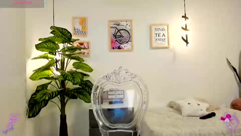 Rachel Lang online show from September 30, 11:42 pm