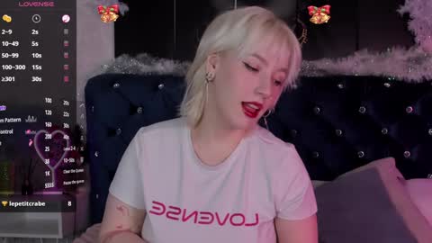 Snapshot of rachelcart chatting on January 13, 3:45 am RachelCart online show from January 13, 3:45 am