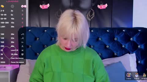 Snapshot of rachelcart chatting on January 29, 3:54 am RachelCart online show from January 29, 3:54 am