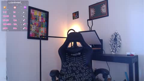 rachell_420 online show from April 17, 4:09 pm