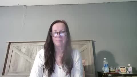 Radiant Peach Goddess online show from February 22, 3:21 pm