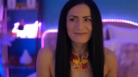 RaisaVawn online show from March 23, 6:52 am