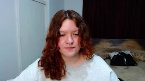Snapshot of ramona15 chatting on October 23, 10:27 pm Ramona online show from October 23, 10:27 pm