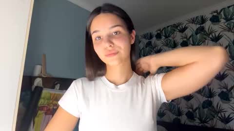 ShyBerry online show from November 17, 8:20 pm