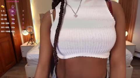 Raquel online show from March 22, 12:00 pm