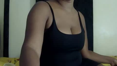 rara_molly online show from April 1, 4:04 pm