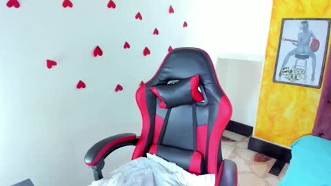 gata online show from February 14, 9:17 pm