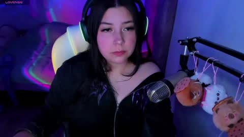 Raven online show from April 14, 10:10 pm