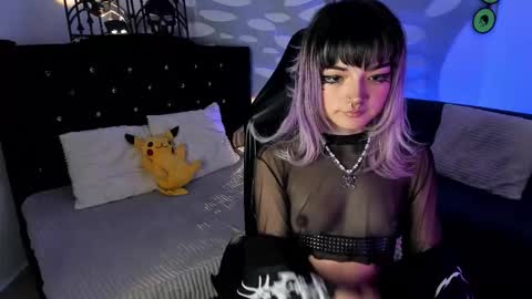 ravencollen online show from October 29, 2:53 pm