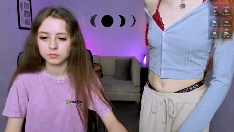 rebecca_smile_ online show from April 3, 6:55 am