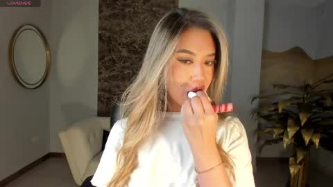 Rebe online show from March 31, 8:31 pm